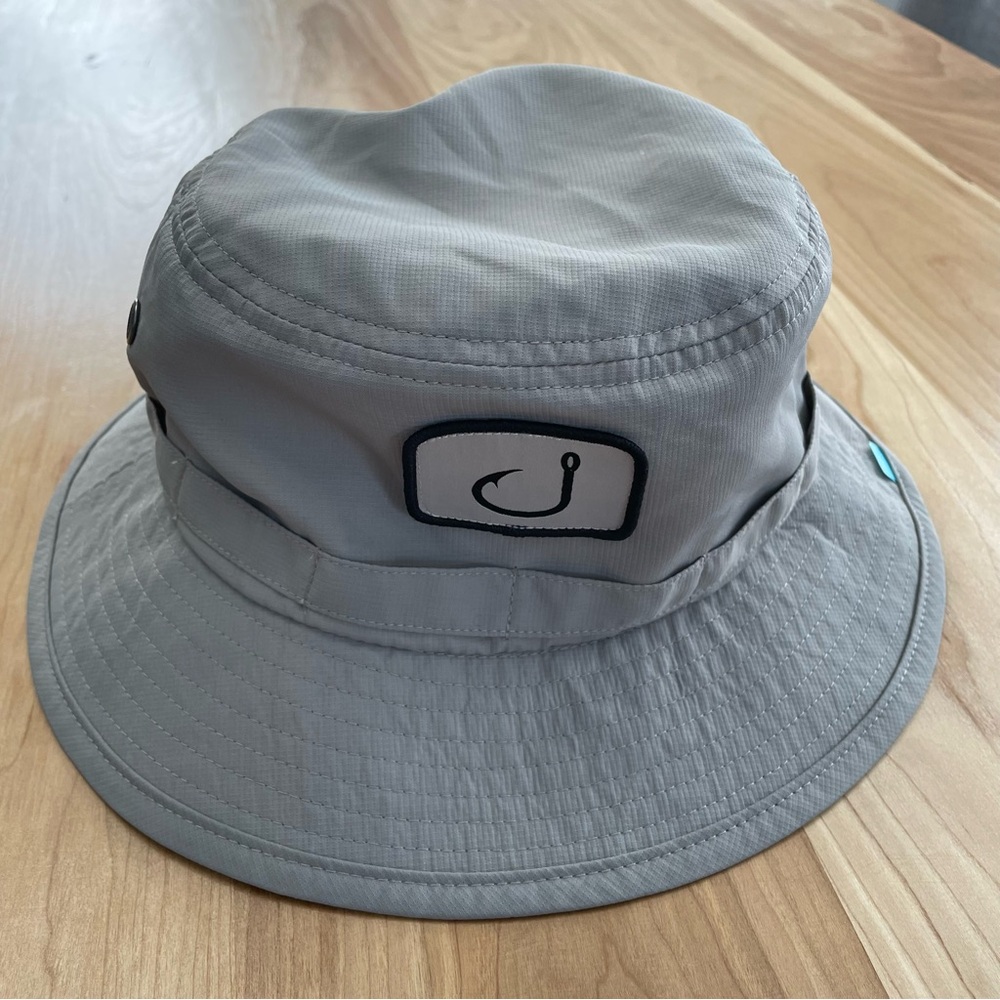 Light Gray Fishing Hook Bucket Hat - Unbranded